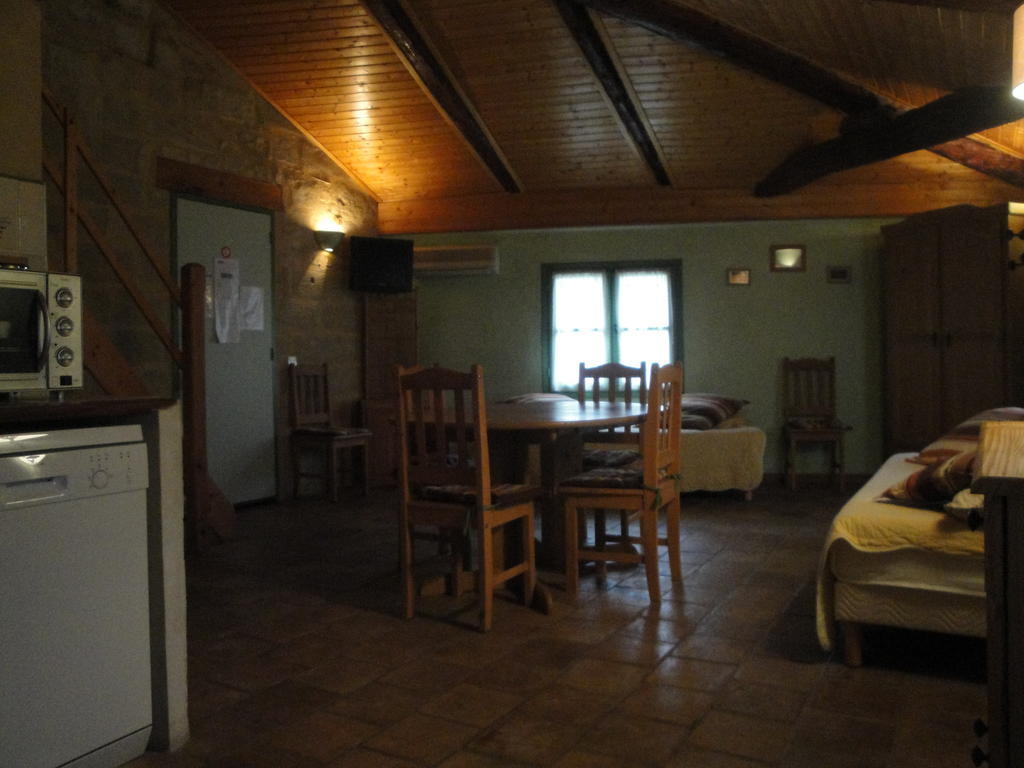 Bastide De La Treille Villa Montaren-et-Saint-Médiers Oda fotoğraf