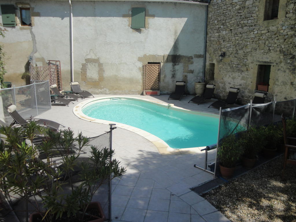 Bastide De La Treille Villa Montaren-et-Saint-Médiers Oda fotoğraf